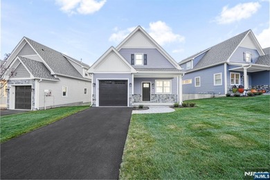 Lake Home For Sale in Boonton Town, New Jersey