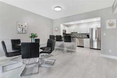 /Short Term Rentals Allowed- Large 1505 Sq ft 2 bedroom 2 bath