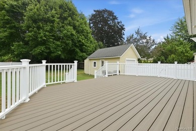 STOP THE CAR! Don't Miss out on this amazing 3 BR 1.5 Bath - photo 24
