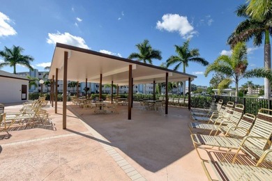Well-located 2BR/1.5BA condo in Boca Raton's desirable Century - photo 30