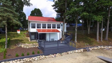Lake Home For Sale in Vestaburg, Michigan