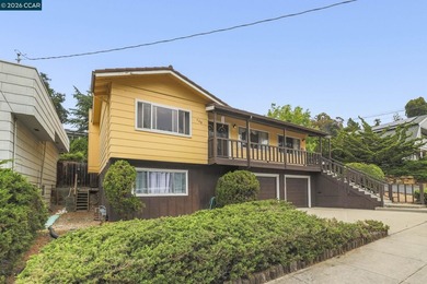 Opportunity awaits to create your dream home in the highly - photo 3