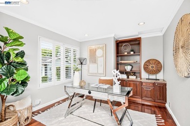 Contemporary Living on the Fairway at Crow Canyon Country Club! - photo 8