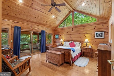 Discover this rustic luxury home, perfectly positioned to - photo 15