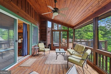 Discover this rustic luxury home, perfectly positioned to - photo 17