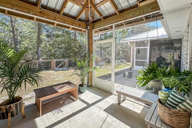 Enjoy canal-front living in this 3BR/3BA home located in - photo 22