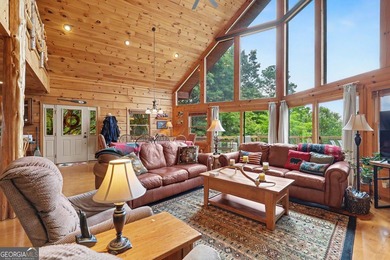 Discover this rustic luxury home, perfectly positioned to - photo 23