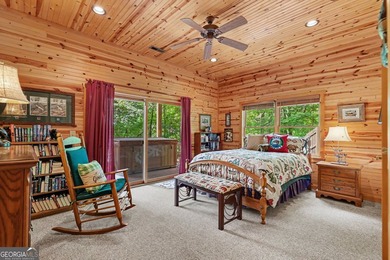 Discover this rustic luxury home, perfectly positioned to - photo 32