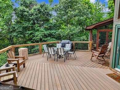 Discover this rustic luxury home, perfectly positioned to - photo 38