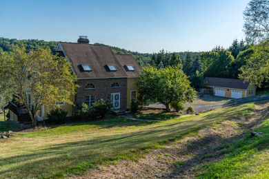 Glorious Lakefront Property - Lake Home For Sale in Hop Bottom, Pennsylvania
