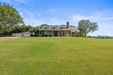 87+/- acre turnkey working horse ranch with strong income and - photo 1