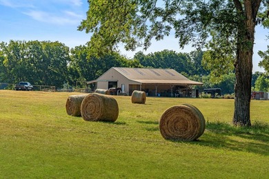 87+/- acre turnkey working horse ranch with strong income and - photo 2