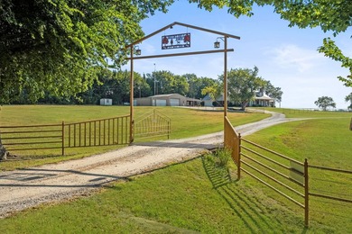 87+/- acre turnkey working horse ranch with strong income and - photo 3