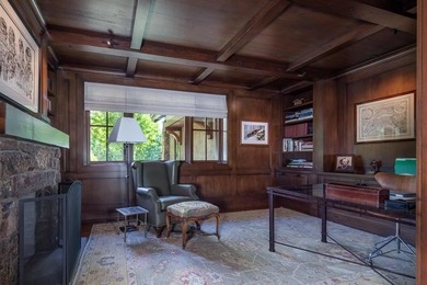 Exquisite .88 acre estate situated in the prestigious Northwoods - photo 18