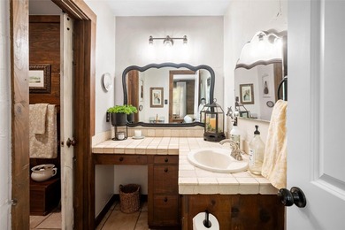 BUYERS CONTINGENCY FELL THROUGH! Welcome to a one of a kind - photo 20