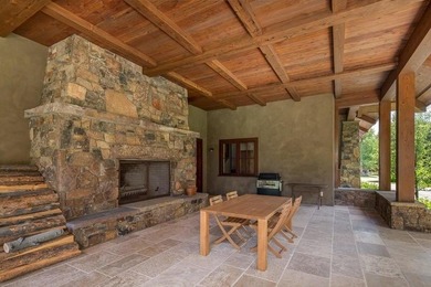 Exquisite .88 acre estate situated in the prestigious Northwoods - photo 22