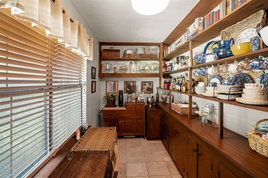 BUYERS CONTINGENCY FELL THROUGH! Welcome to a one of a kind - photo 24