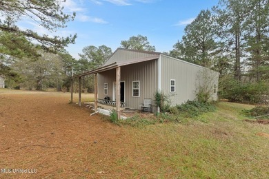 Charming 3-bedroom, 2-bath home situated on a spacious 0.82-acre - photo 25