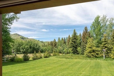 Exquisite .88 acre estate situated in the prestigious Northwoods - photo 25