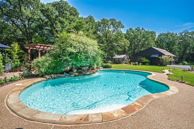 BUYERS CONTINGENCY FELL THROUGH! Welcome to a one of a kind - photo 29