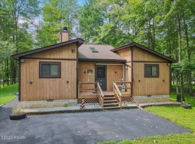 Lake Wallenpaupack Home For Sale in Lake Ariel Pennsylvania