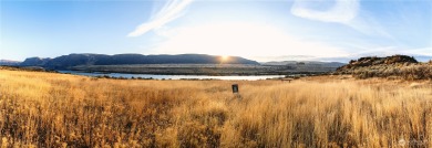 Lake Lot For Sale in Malaga, Washington