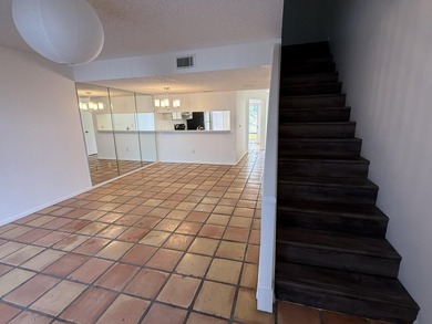 Charming 2BR/2.5BA townhome in the highly sought-after Riverwalk - photo 14