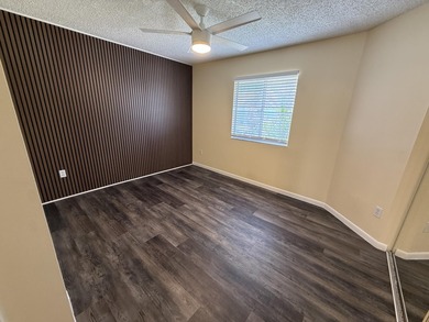 Charming 2BR/2.5BA townhome in the highly sought-after Riverwalk - photo 16