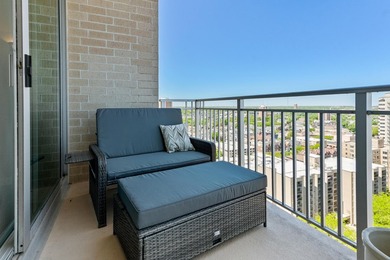 Commanding views of the city and lake from this 17th floor unit - photo 24