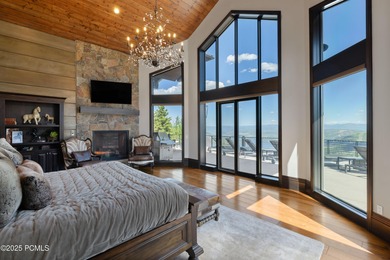 Welcome to the Sky Ridge Retreat, an exceptional ski estate - photo 24