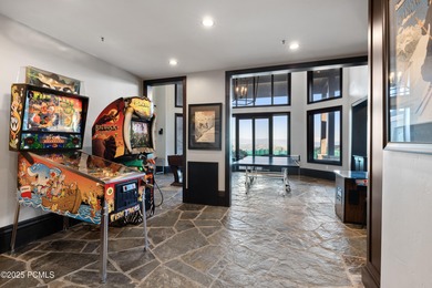 Welcome to the Sky Ridge Retreat, an exceptional ski estate - photo 41