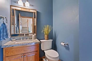 Welcome to your own private retreat in the highly sought-after - photo 14