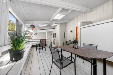 One of those houses you dream about. Stellar bay and ocean views - photo 8