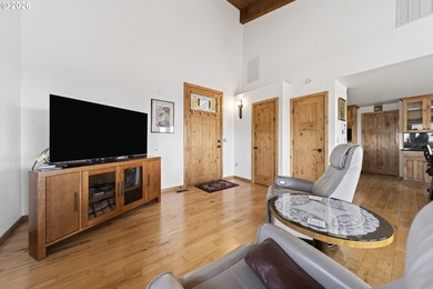 One of those houses you dream about. Stellar bay and ocean views - photo 9