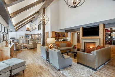 Alpine elegance meets ski-in/ski-out convenience in this - photo 29