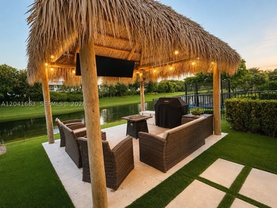 Crystal Lake - Broward County Townhome/Townhouse Active Under Contract in Deerfield Beach Florida
