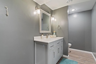 Welcome to your own private retreat in the highly sought-after - photo 34