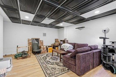 Welcome Covington Place! Conveniently located to Sevierville - photo 35