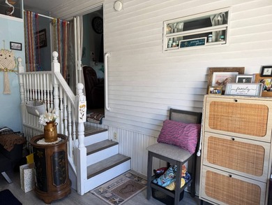 Charming 2 bedroom, 1 bath manufactured home located in the - photo 7