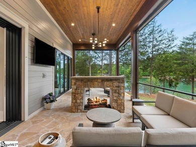 Private Peninsula Estate with 650 Ft Shoreline | New - photo 38