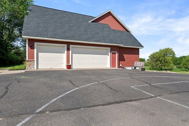 Welcome to your own private retreat in the highly sought-after - photo 44