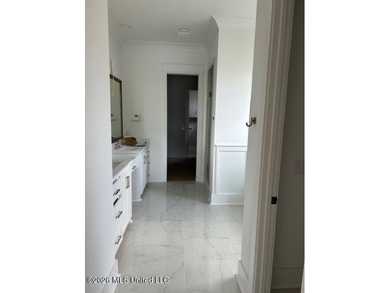 Stunning New Construction Farmhouse on Lake Katherine - Lake - photo 8