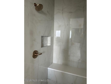 Stunning New Construction Farmhouse on Lake Katherine - Lake - photo 10