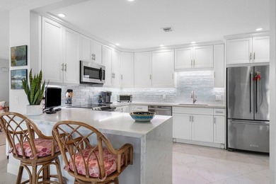 Beautifully renovated 2 bedroom Corner 2nd floor condo with Golf - photo 3