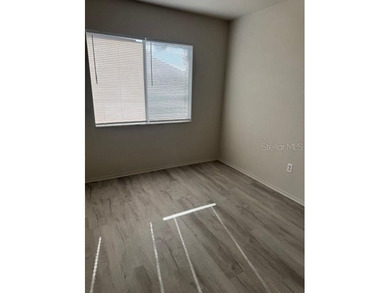 Don't wait to purchase this starter home or downsize in Sarasota - photo 7