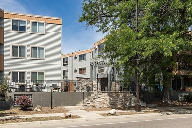 Adorable main floor studio condo in the heart of Uptown - photo 17