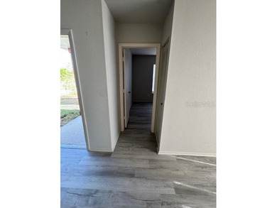 Don't wait to purchase this starter home or downsize in Sarasota - photo 10