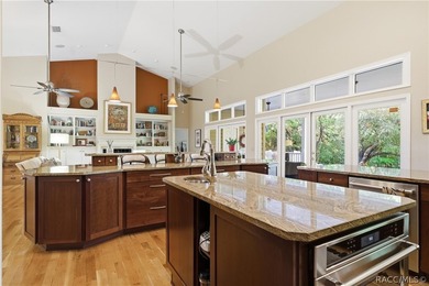 Opportunity awaits with the layout of this home. The main living - photo 29