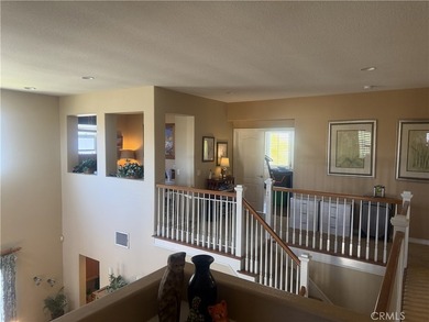 Bring your family home to this versatile and spacious coastal - photo 6