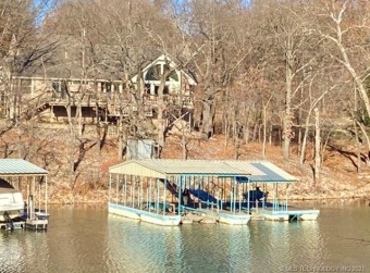 Grand Lake O the Cherokees Home Sale Pending in Afton Oklahoma